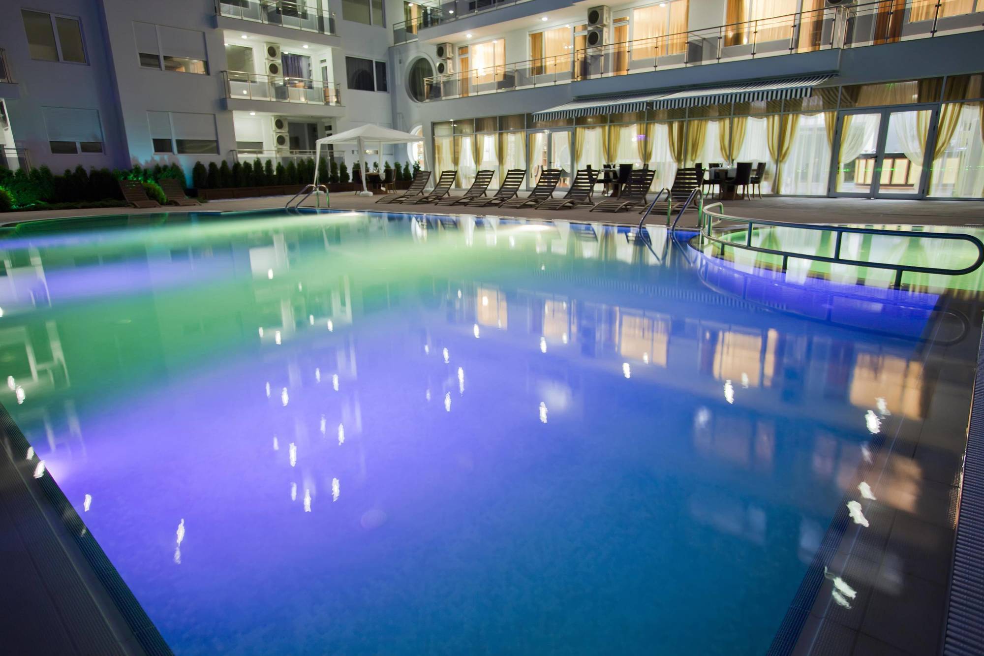 Hotel Incognito Pomorie Buitenkant foto