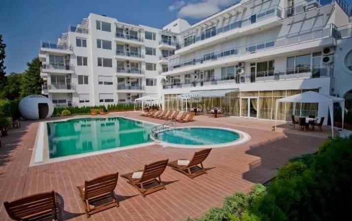 Hotel Incognito Pomorie Buitenkant foto