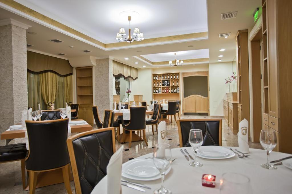 Hotel Incognito Pomorie Buitenkant foto