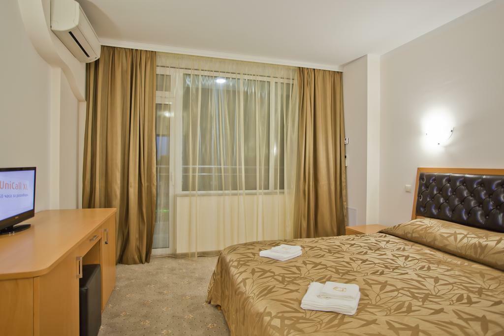 Hotel Incognito Pomorie Buitenkant foto